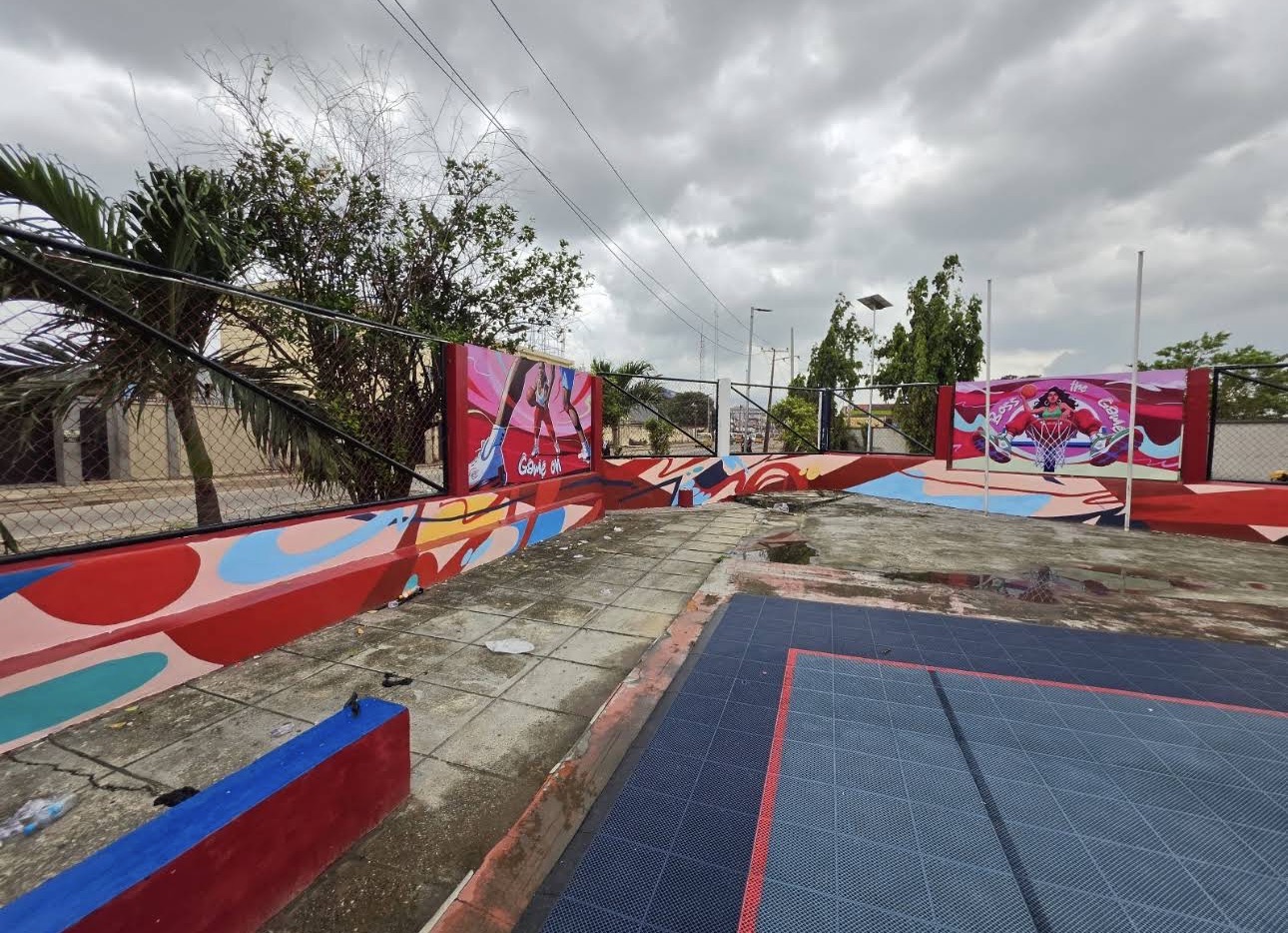 Monaliza Tennis Club seating